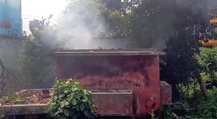 হাবড়া থানার পুরনো ভবনে  আগুন, বনগাঁয় ছাই রান্নাঘর