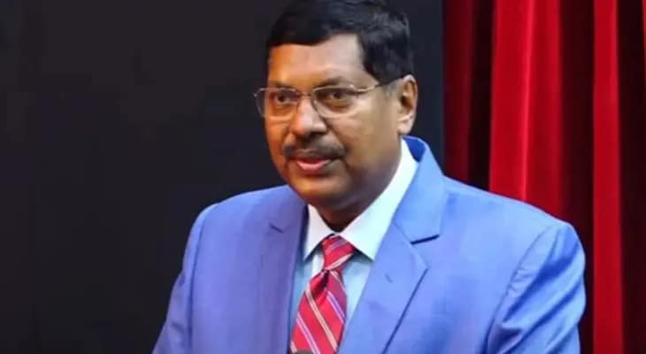 প্রধান বিচারপতি পদে শপথ বি আর গাভাইয়ের