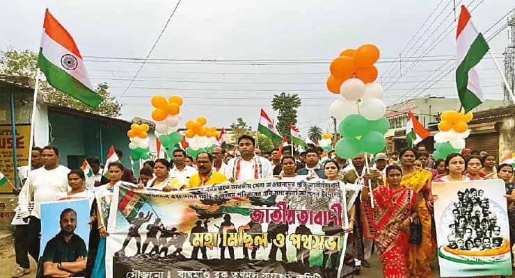 সেনাদের সম্মানে বাঁকুড়া, পুরুলিয়া ও আরামবাগে মিছিল করল তৃণমূল
