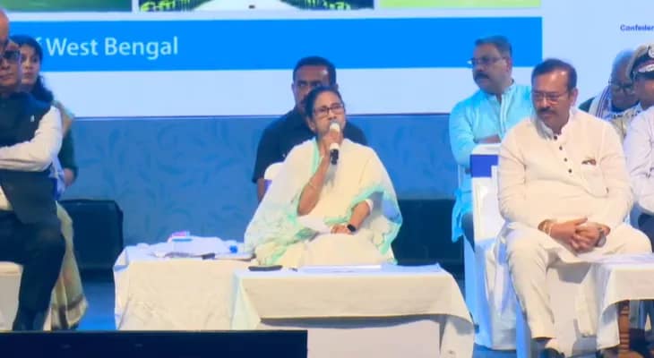 বাগডোগরার কাছে হোটেল খোলার প্রস্তাব মুখ্যমন্ত্রী মমতা বন্দ্যোপাধ্যায়ের