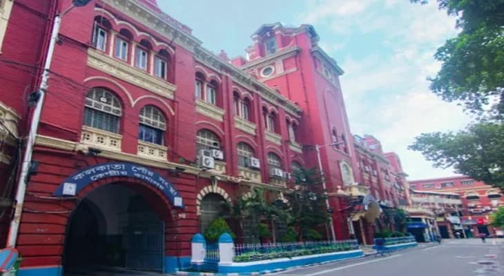 ৩ রুফটপ কাফের শুনানির জন্য কমিটি গঠন পুরসভার, থাকছেন পুলিস, আবগারি এবং দমকলের প্রতিনিধিও