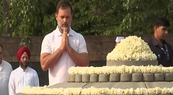 প্রাক্তন প্রধানমন্ত্রী রাজীব গান্ধীর ৩৪তম মৃত্যু বার্ষিকীতে শ্রদ্ধা জানালেন রাহুল গান্ধী