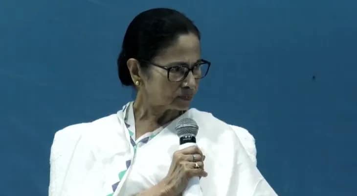 আত্রেয়ীর বাঁধ নিয়ে সরব মুখ্যমন্ত্রী মমতা বন্দ্যোপাধ্যায়
