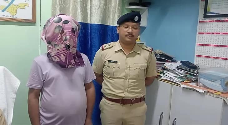 মাদকের কারবারের সঙ্গে যুক্ত থাকার অভিযোগে এক ব্যক্তিকে গ্রেপ্তার করল কোচবিহারের তুফানগঞ্জ থানার পুলিস