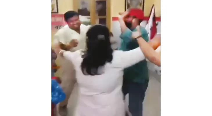 বাঁকুড়ায় চটুল গানের সঙ্গে সিপিএমের যুব সংগঠনের নেতাদের নাচের ভিডিও ভাইরাল