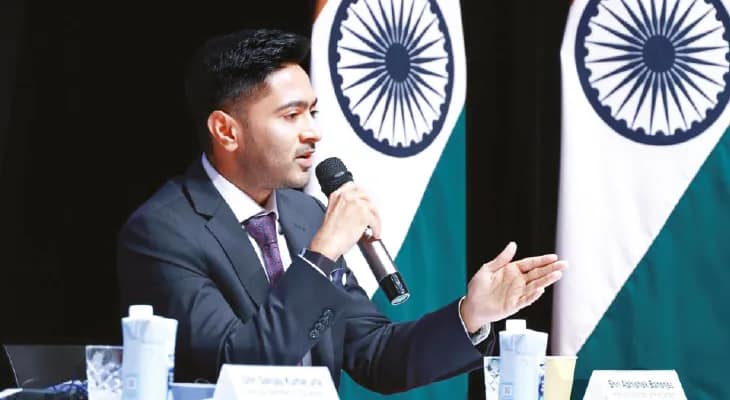 সন্ত্রাসবাদ ‘পাগলা কুকুর’ আর পাকিস্তান তার ‘বন্য প্রশিক্ষক’, টোকিওয় তোপ অভিষেকের