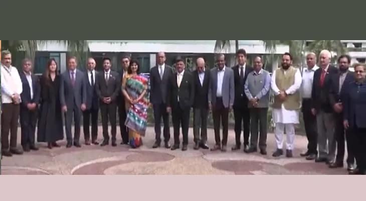 অপারেশন সিন্দুর: সিঙ্গাপুরে পৌঁছলেন অভিষেক বন্দ্যোপাধ্যায়-সহ সর্বদলীয় প্রতিনিধিরা