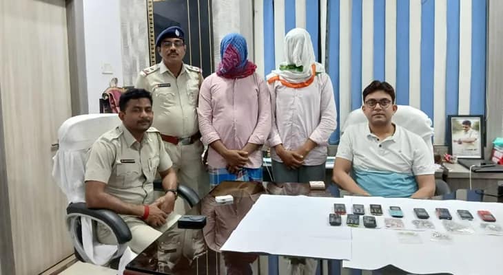 মুর্শিদাবাদের বেলডাঙায় বিপুল পরিমাণে ভুয়ো সিম ও মোবাইল উদ্ধার