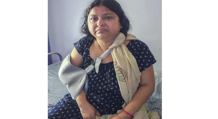 ছিনতাইবাজের হাতে জখম বিশ্বভারতীর ছাত্রী, তাঁর মা