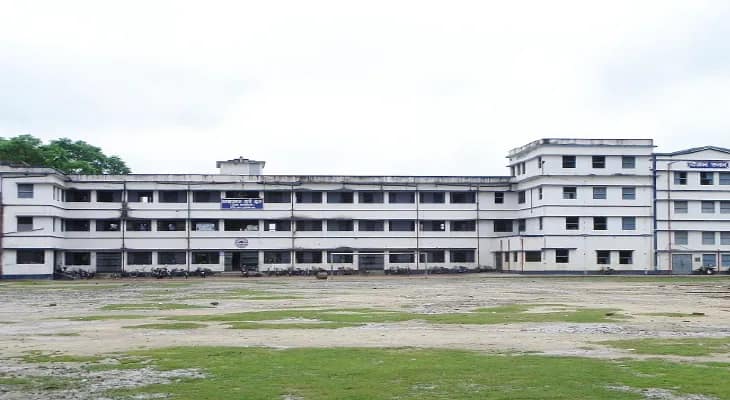 আরামবাগ উচ্চ বিদ্যালয় মুসলিম ছাত্রাবাস তৈরির উদ্যোগ, জমিদাতা বর্ধমানরাজ উদয়চাঁদ মেহতাব