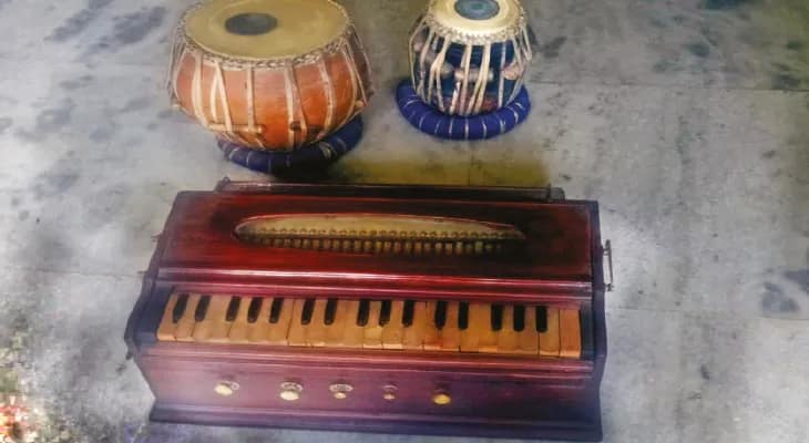বিদ্রোহী কবি ও যুগলবাবুর যুগলবন্দি ছেয়ে ফেলত বাখরাহাটের পালবাড়ি