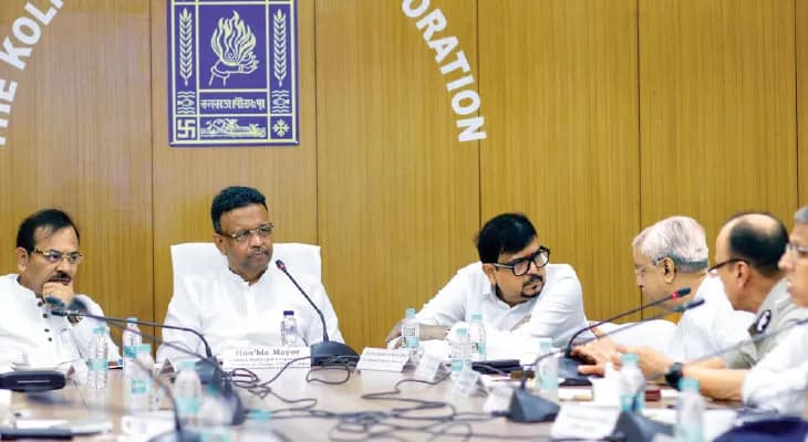 অগ্নিকাণ্ড রোধ ও রুফটপ ব্যবসা নিয়ে এসওপি, ৩০ দিনের মধ্যে নবান্নে খসড়া রিপোর্ট জমা দেবে টাস্কফোর্স