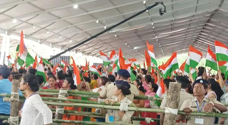 আলিপুরদুয়ারে পৌঁছলেন প্রধানমন্ত্রী নরেন্দ্র মোদি
