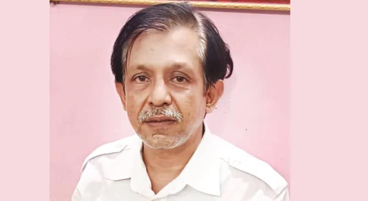 লক্ষ্মীকান্তপুরে গ্রেপ্তার নকল টিকিট পরীক্ষক