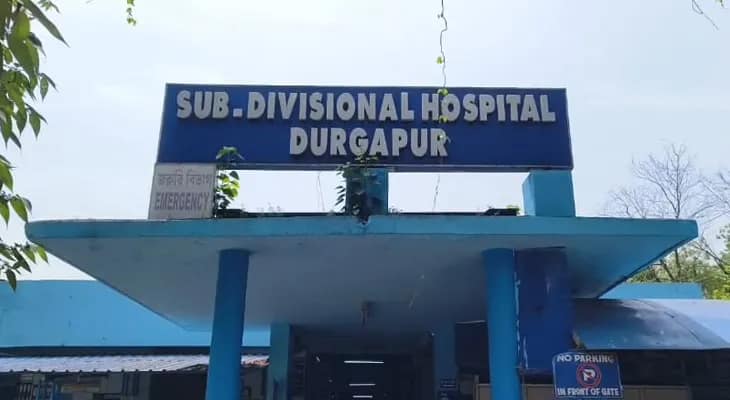 দুর্গাপুর মহকুমা হাসপাতালে মদ্যপ যুবকদের তাণ্ডব! আটক ৬, উত্তেজনা