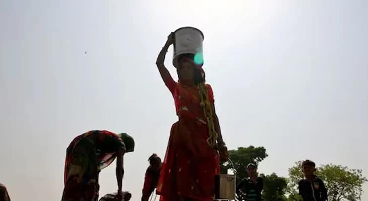 আদিবাসী গ্রাম দত্তক নিল বেসরকারি বিশ্ববিদ্যালয়