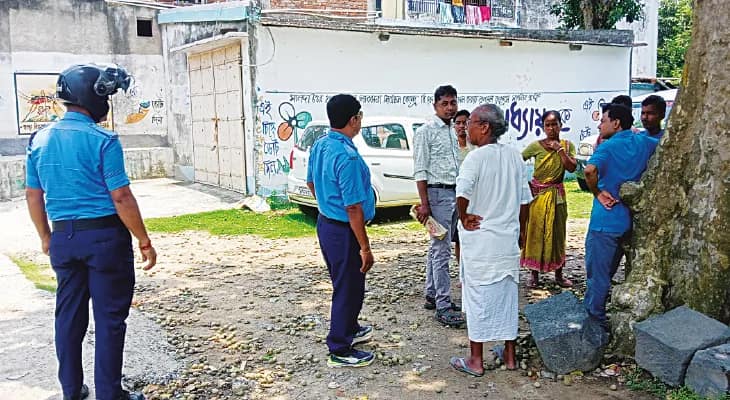 ফাঁকা বাড়িতে বারবার চুরি, কুট্টিপাড়ায় পুলিসি টহল দাবি
