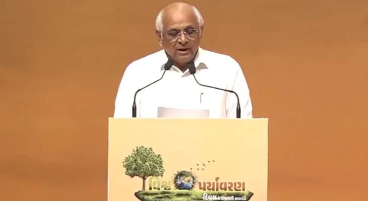 বিশ্ব পরিবেশ দিবস উপলক্ষ্যে গান্ধীনগরে বক্তব্য রাখছেন গুজরাতের মুখ্যমন্ত্রী ভূপেন্দ্র প্যাটেল