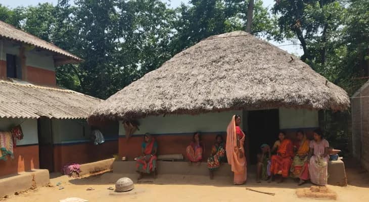 ঝাড়গ্ৰামের আউসপাল গ্ৰামে শুক্রবার রাতে জমি বিবাদের জেরে দেওরকে খুনের অভিযোগ বৌদি ও দুই ভাইপোর বিরুদ্ধে, গ্ৰেপ্তার মহিলা ও তাঁর এক ছেলে, এলাকায় চাঞ্চল্য