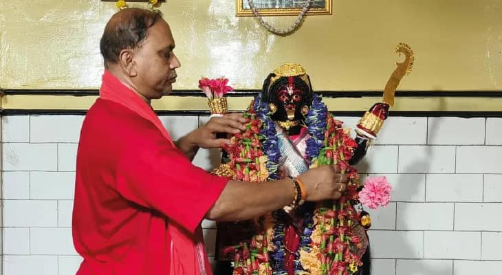 দত্তপুকুরের কালী মন্দির