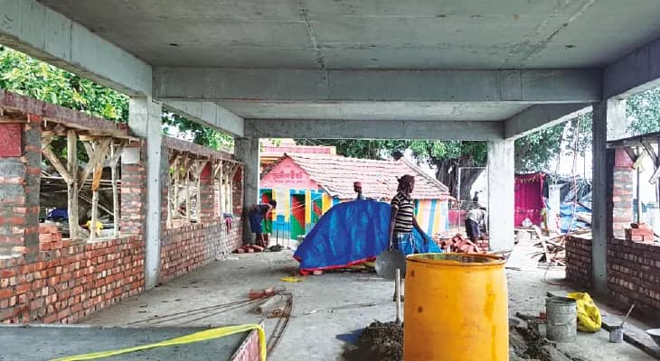 রাজীবঘাটে জেটি তৈরির গতি  অত্যন্ত ধীর, ক্ষুদ্ধ নিত্যযাত্রীরা