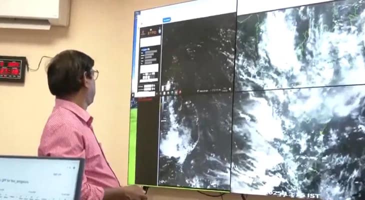 বেঙ্গালুরুতে আজ এবং আগামীকাল প্রবল বৃষ্টির সম্ভাবনা, জানাল হাওয়া অফিস