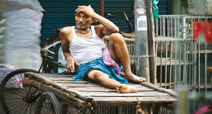 গরমে হাঁসফাঁস মালদহ, দায়ী বিপুল জলীয় বাষ্প, শুক্রবার থেকে বৃষ্টির সম্ভাবনা