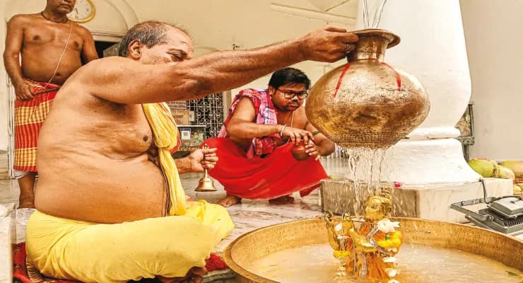 ১০৮ কলস জলে স্নান মদনমোহনের, ২৭ জুন নয়া রথে চড়বেন কোচবিহারের প্রাণের ঠাকুর