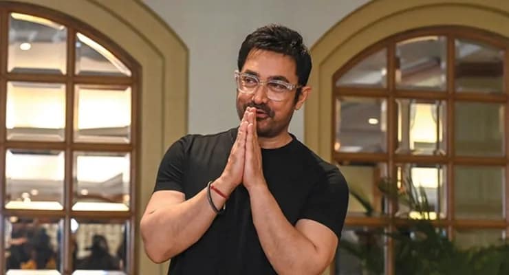 সুপারহিরোর চরিত্রে আমির!