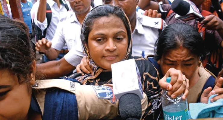 ‘ও আমার বউমা, শাসন করব না!’ সোদপুরের নির্যাতিতার পরিচয় নিয়ে পুলিসকে বিভ্রান্ত করার চেষ্টা শ্বেতার