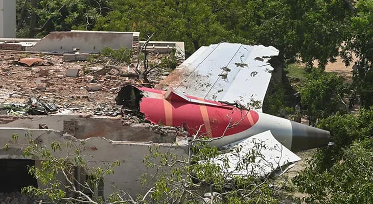 আমেদাবাদ বিপর্যয়: দুর্ঘটনার আগেই একাধিকবার প্রযুক্তিগত ত্রুটি এয়ার ইন্ডিয়ার বিমানে, দাবি মার্কিন রিপোর্টে