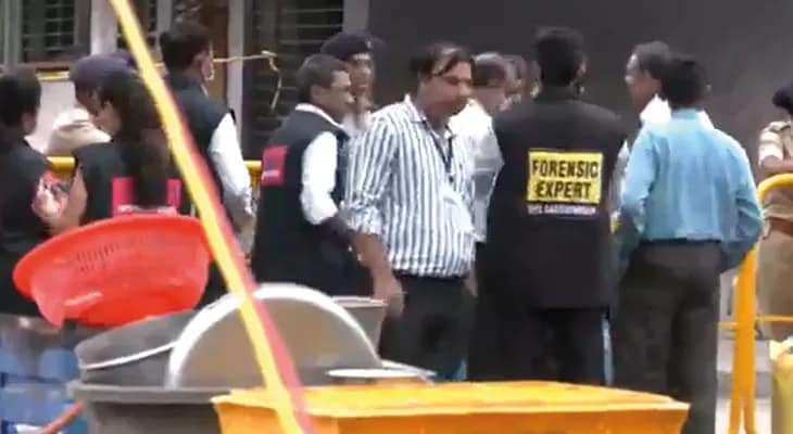 বিমান দুর্ঘটনা: আমেদাবাদে দুর্ঘটনাস্থলে পৌঁছল বিশেষ ফরেন্সিক দল