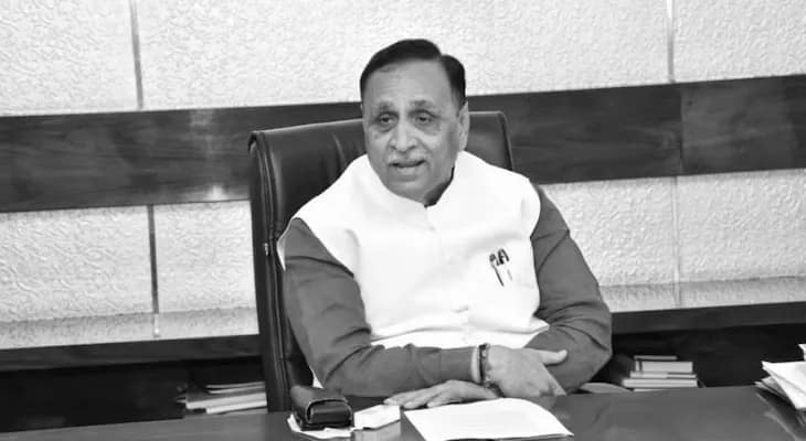 বিমান দুর্ঘটনা: ধ্বংসাবশেষ থেকে উদ্ধার দেহের সঙ্গে মিলে গেল বিজয় রূপানির ডিএনএ