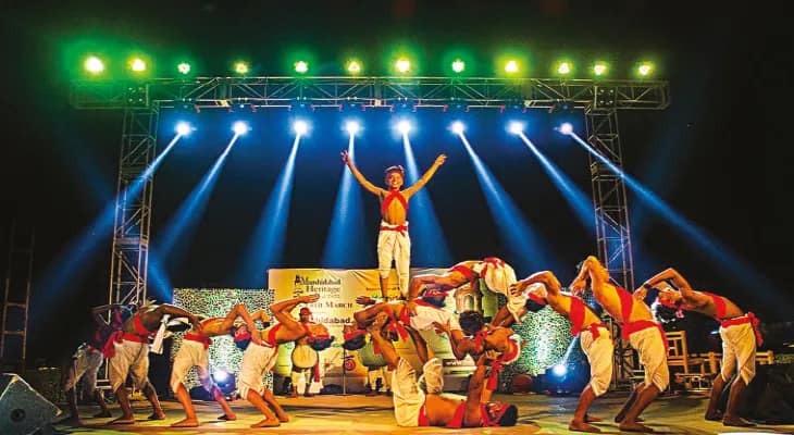 রায়বেঁশে-একটি লোকায়ত রণনৃত্য