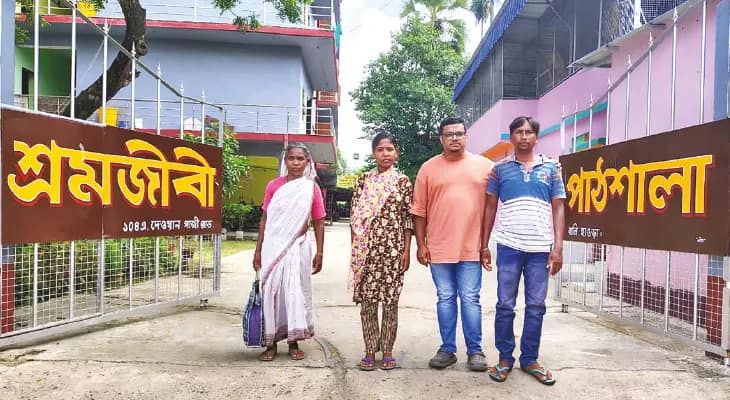 পুরুলিয়ার প্রথম বিরহড় শিক্ষার্থীকে ঘিরে প্রবল উচ্ছ্বাস বালির নার্সিং অ্যাকাডেমিতে