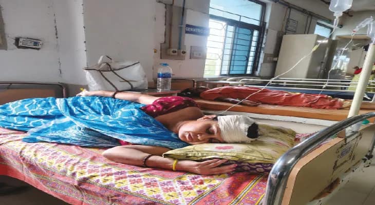 ডিম বিলি নিয়ে রক্তারক্তি কাণ্ড অঙ্গনওয়াড়িতে, মাথা ফাটল সহায়িকার!