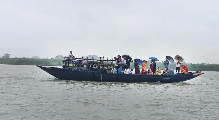 গ্রামেই বুথ করার দাবি শিলুড়ির চরের বাসিন্দাদের