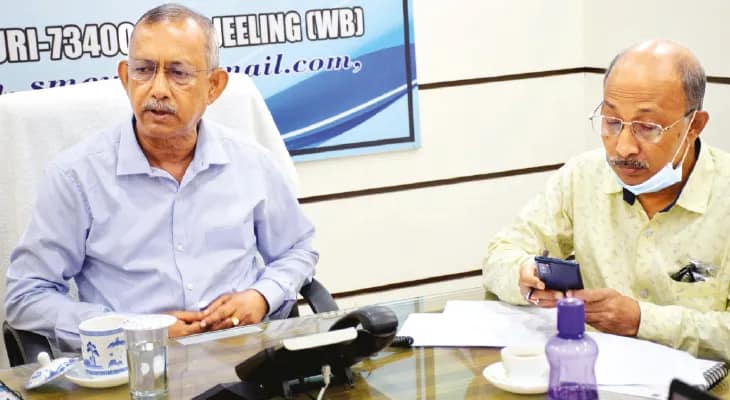 পাড়ায় পাড়ায় রাস্তার ধারে গাড়ি পার্কিং, যানজটের সমস্যা নিয়ে টক টু মেয়রে গৌতমকে ফোন শহরবাসীর