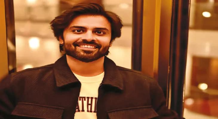 ‘নতুনকে গ্রহণ না করলে টিকে থাকা মুশকিল’