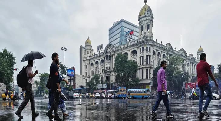 আজ, সোমবার শহরে বৃষ্টির পূর্বাভাস, ভিজছে দক্ষিণবঙ্গের একাধিক জেলাও