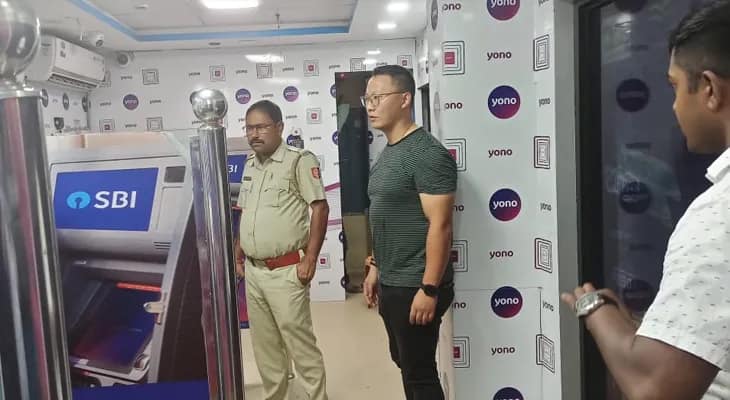 এটিএমগুলির অবস্থা কেমন? খতিয়ে দেখতে ময়নাগুড়িতে অভিযান পুলিসের