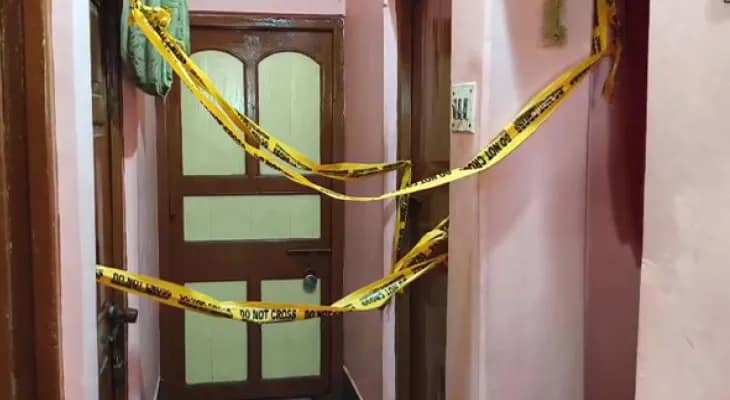 ‘নেশায় বাধা দেওয়ায় বাবাকে বালিশ চাপা দিয়ে খুন করেছি’, থানায় ঢুকে স্বীকারোক্তি ‘গুণধর’ ছেলের