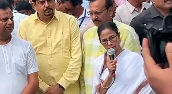 সকাল সাড়ে ৯টা থেকে শুরু হবে রথের পুজো: মমতা