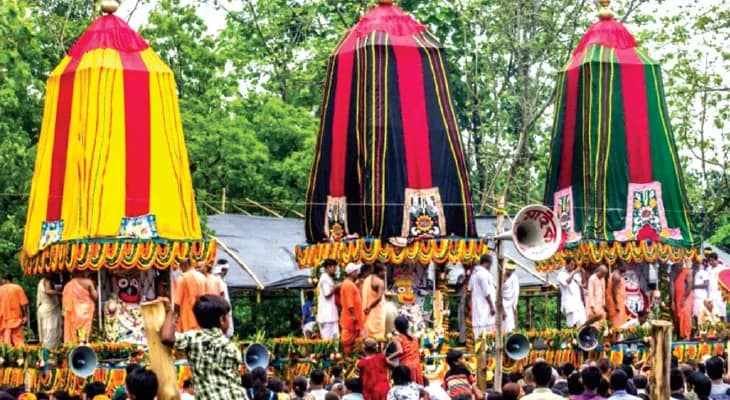 মায়াপুরে ইসকনের রথযাত্রা ঘিরে উন্মাদনা