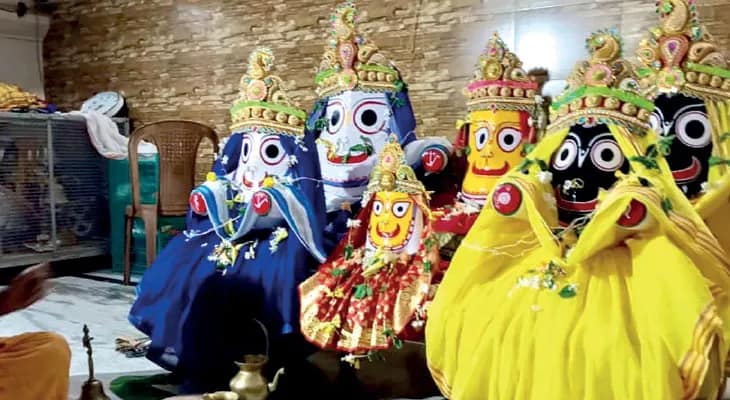 দাঁতনের জেনকাপুরের রথে থাকে জগন্নাথ, বলরাম, সুভদ্রার ৬টি বিগ্রহ