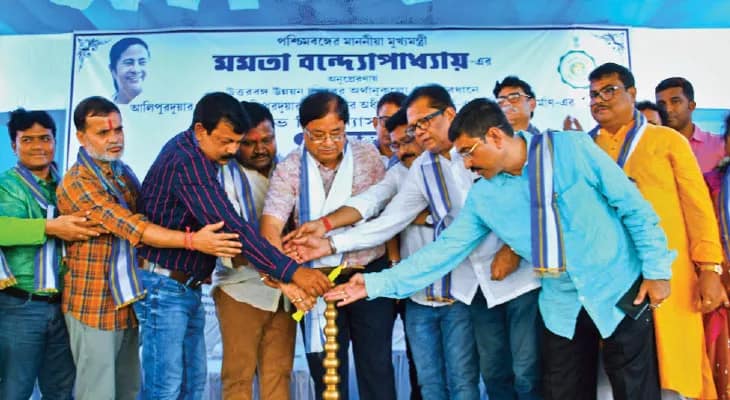 আলিপুরদুয়ারে একগুচ্ছ কাজের শিলান্যাস উত্তরবঙ্গ উন্নয়ন দপ্তরের