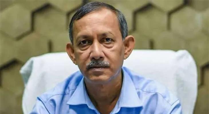 কেবল পাতার কাজে গাফিলতির অভিযোগ, গৌতম দেবকে নালিশ