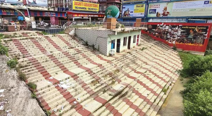 রক্ষণাবেক্ষণের অভাবে তারাপীঠে দেড় কোটির বিশ্ববাংলা ঘাট শ্রীহীন