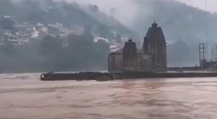 হিমাচলপ্রদেশের মণ্ডী এলাকায় বিপদসীমার উপর দিয়ে বইছে বিপাশা নদীর জল, লাল সতর্কতা জারি আইএমডি-র
