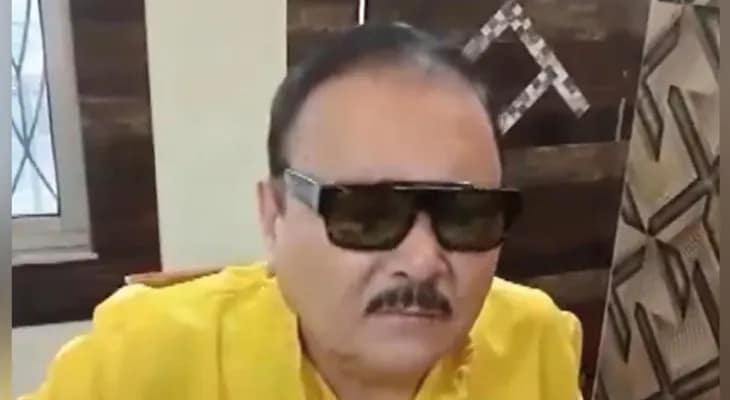 কসবা কাণ্ড: বিকর্কিত মন্তব্যের জেরে শোকজের উত্তর দিলেন মদন মিত্র